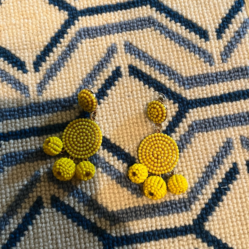 Yellow beaded dangly earrings with stud base